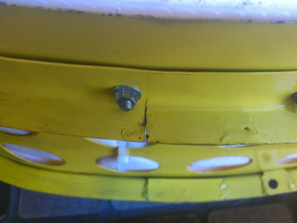 Brokenseatframe.jpeg